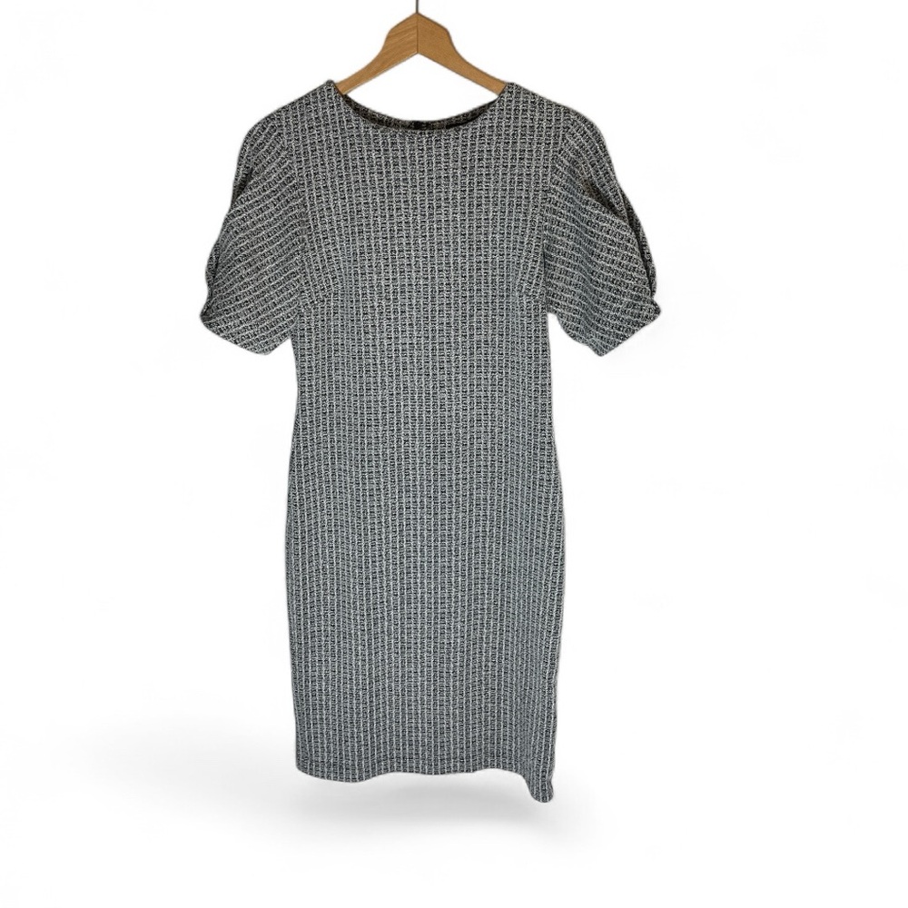 F8- Banana Republic Black and White  Dress small sm s